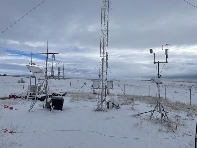 An eddy covariance station using the NH3 sensor deployed in Idaho in the winter